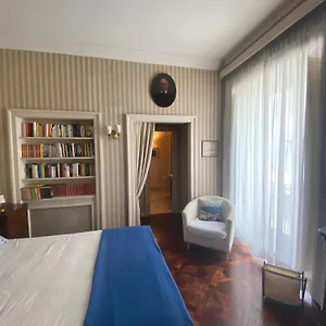 Appartamento Royal In San Domenico Maggiore, Napoli